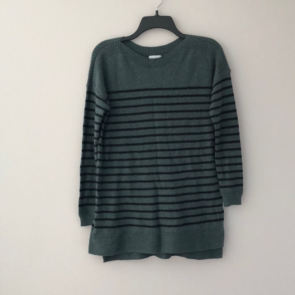 Shop Old Navy's Classic Boat-Neck Sweater  New - Picture 3 of 4